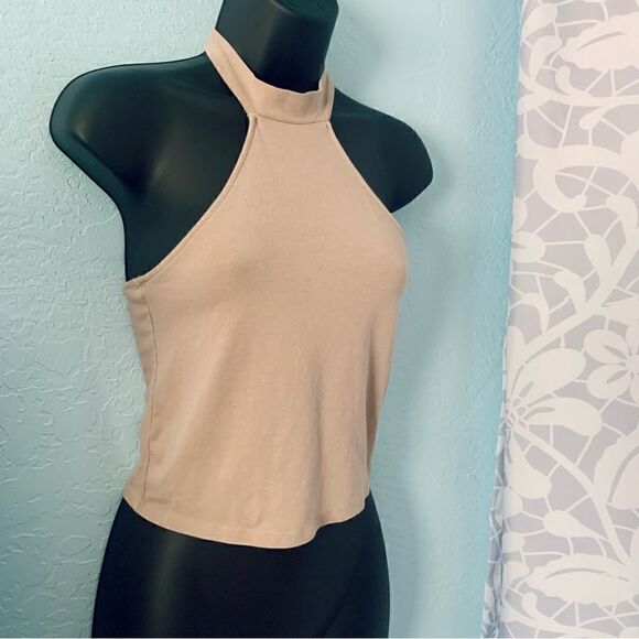 Hearts & Hips Tan Halter Crop Top Size Small - Picture 1 of 6